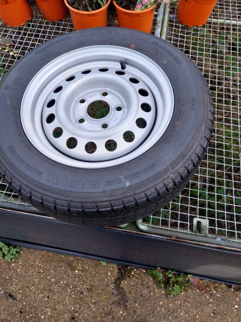 5 stud caravan spare wheel 
