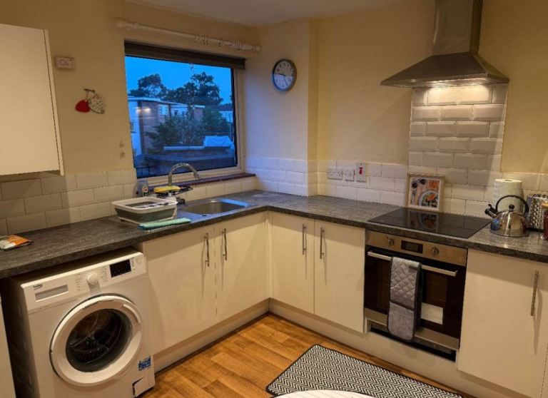 2 bedroom house to rent in Boston