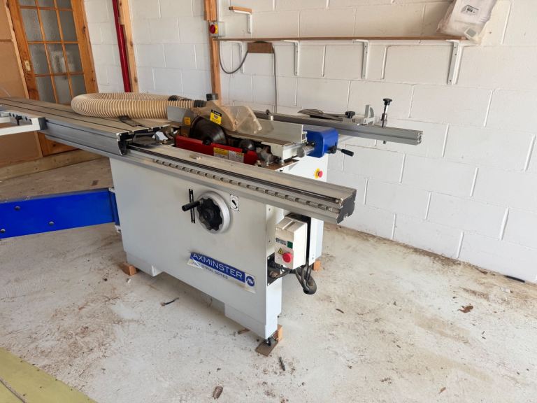 Axminster Industrial Series P30/2200 Sliding Table Panel Saw in very good condition