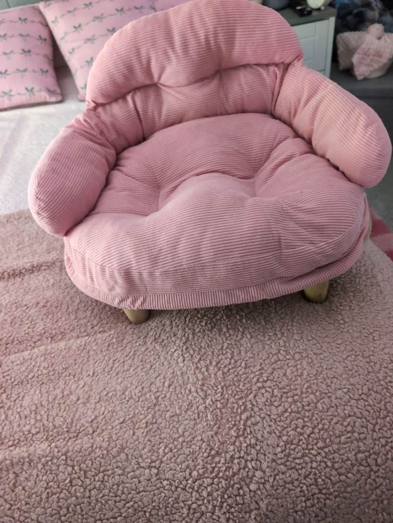 Small Pet Chair/Bed