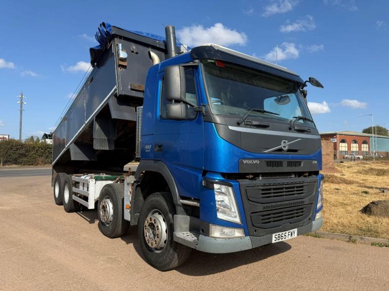 VOLVO FM 410 2015 (65) EURO 6, DAY CAB, 8X4 TIPPER, STEEL INSULATED BODY