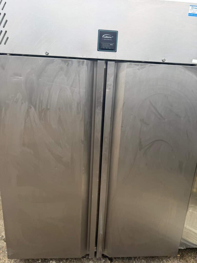 Commercial double door fridge cafe shop restaurant takeaway 