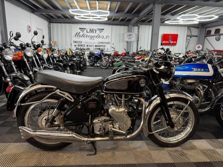 1959 velocette viper 350, restored, matching numbers, not Mac, ready to use