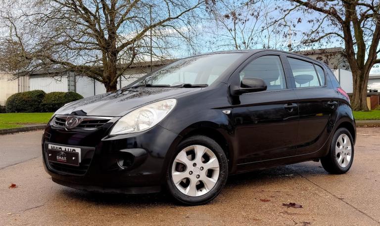 2012 Hyundai i20 1.4 Comfort Auto Euro 5 5dr HATCHBACK Petrol Automatic