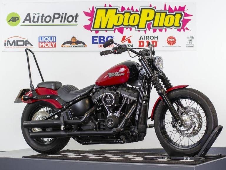 2021 Harley-Davidson SOFTAIL 1745 FXBB Street Bob Custom Cruiser Petrol Manual Euro 4 (87 ps) Cus...