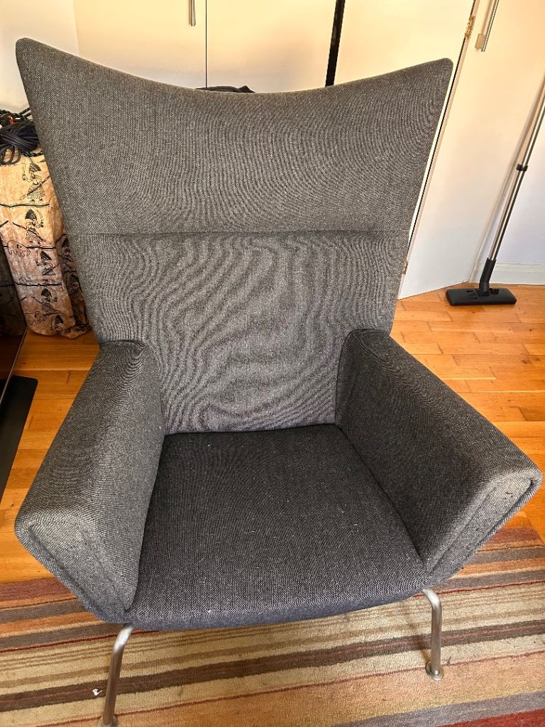 Hans Wegner Wing Chair CH445  (Replica) charcoal grey