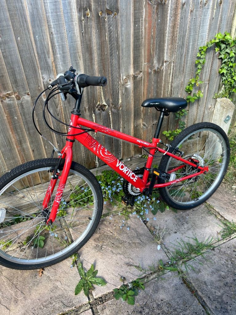 Vortice Red Kids Bike – Good Condition