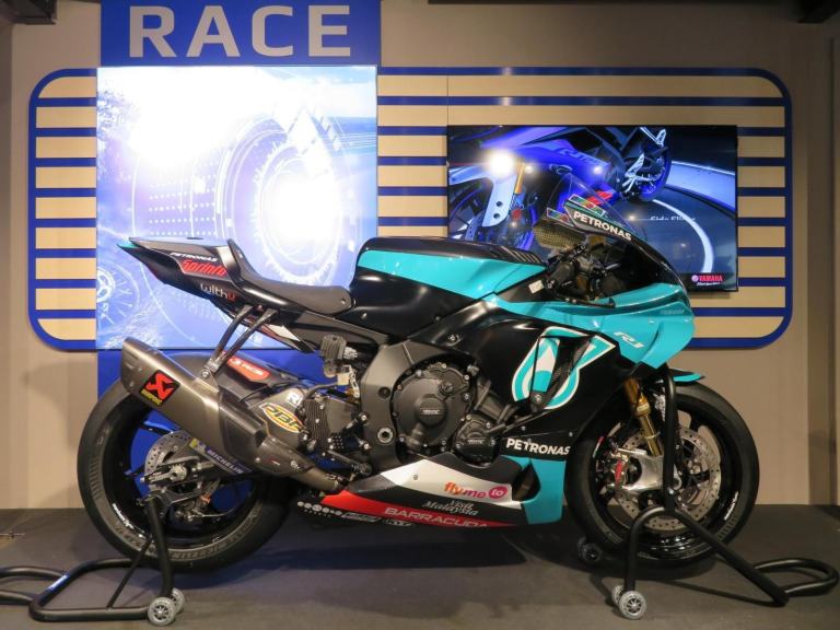 2020 Yamaha YZF R1 GYTR PETRONAS #28