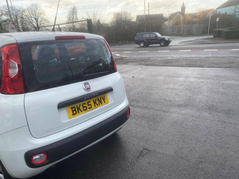 2015 Fiat Panda 1.2 Pop Euro 6 5dr HATCHBACK Petrol Manual