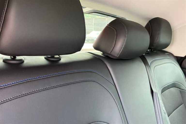 2025 MG MG4 150kW Trophy EV Long Range 64kWh 5dr Auto HATCHBACK ELECTRIC Automatic