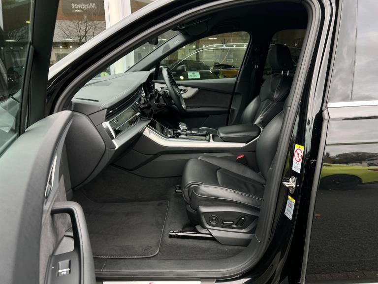 2024 Audi Q7 3.0 TFSI V6 55 Black Edition SUV 5dr Petrol Tiptronic quattro Euro 6 (s/s)  ESTATE P...