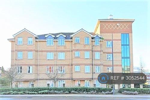 2 bedroom flat in Nightingale Court, Harrow, HA1 (2 bed) (#3052544)