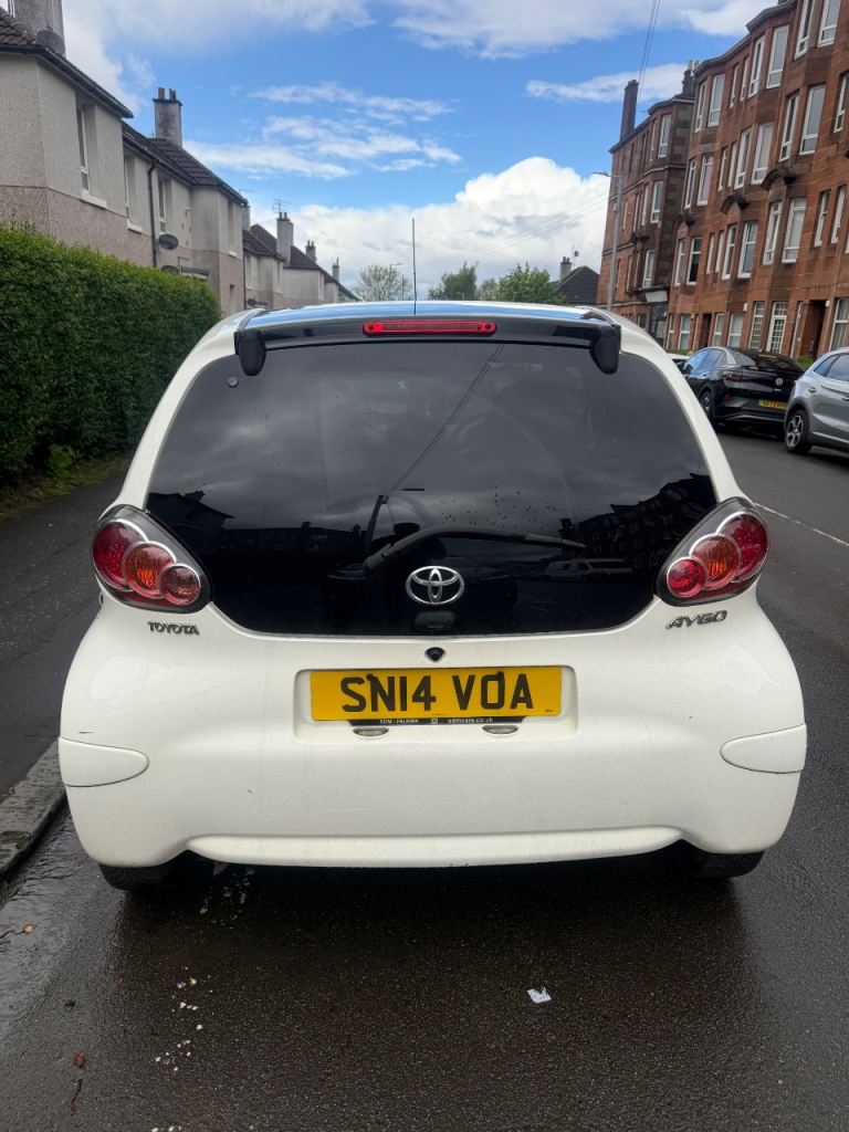 Toyota, AYGO, Hatchback, 2014, Manual, 998 (cc), 5 doors