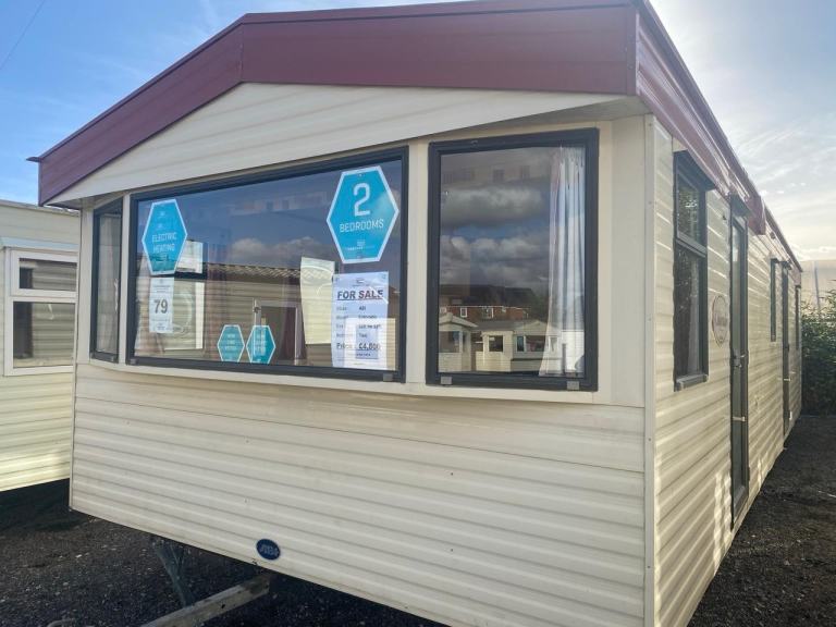 32x12ft 2 Bed Offsite / Self Build Static Caravan - New Carpets Throughout