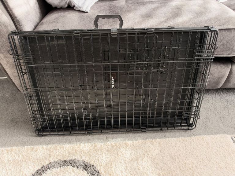 Dog crate 