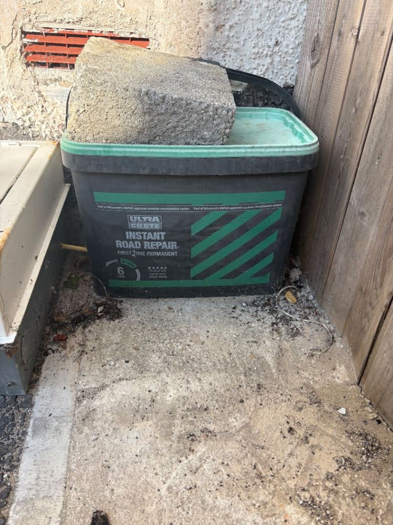 ULMA Instant Road Repair – Full Bucket, Unused