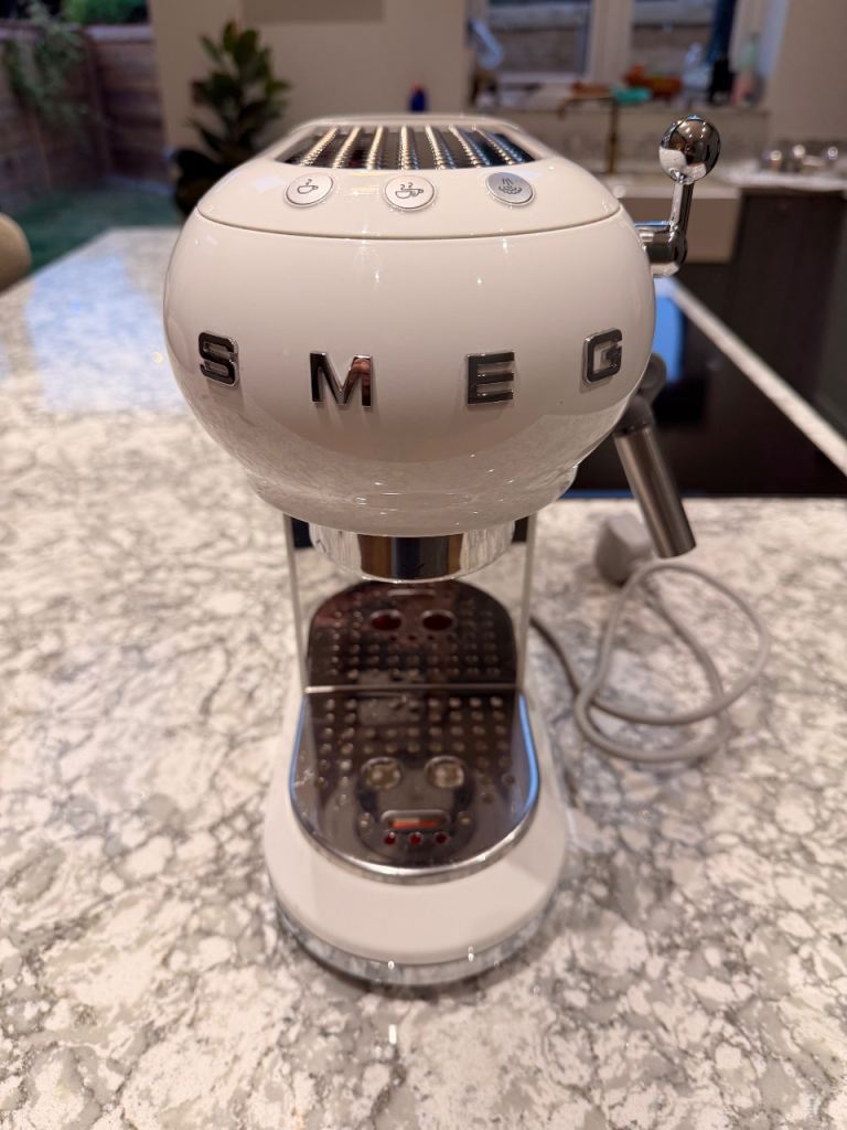 SMEG 50’s Style Coffee Machine