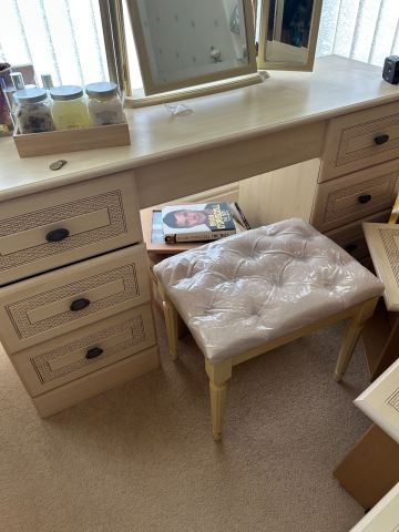 cream dressing table and stool Metal Legs Cream Dressing Table And Stool MDQMD Modern Cream White Vanity  Desk With Drawers For