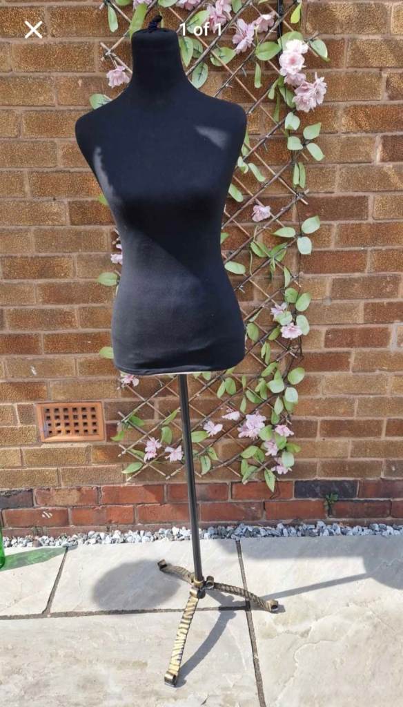 B Dressmaker's Mannequin – Good Condition