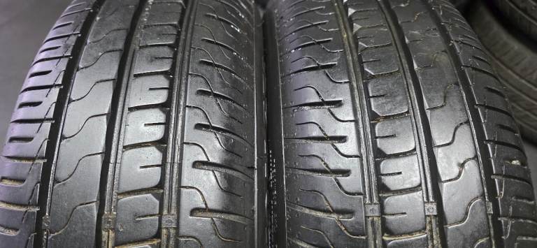 165 65 14  2 x tyres Avon ZT7