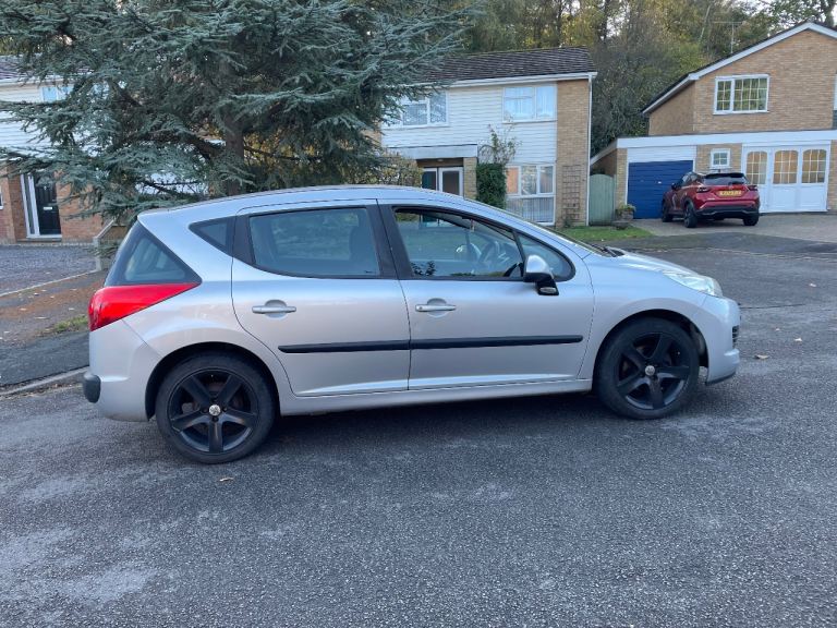 Peugeot, 207, Estate, 81 k 2011, Manual, 1560 (cc), 5 doors