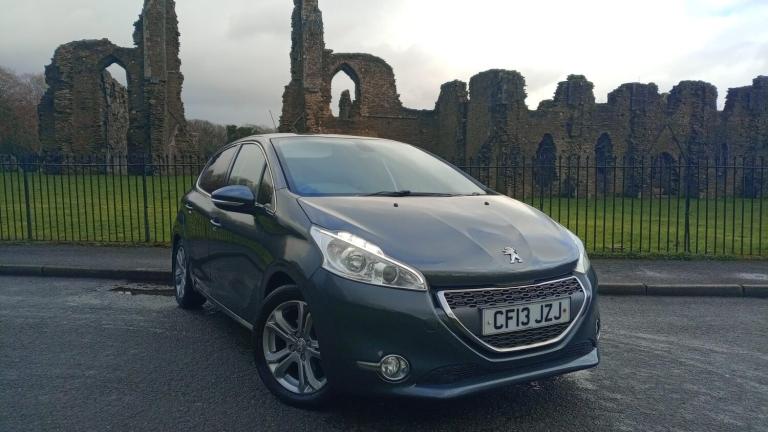 2013 Peugeot 208 1.2 e-VTi Allure 5dr EGC *1 OWNER* HATCHBACK Petrol Manual