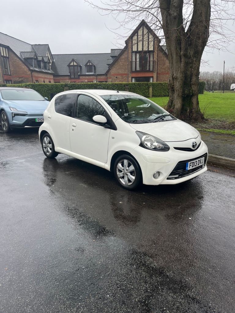 Toyota Aygo 2013 - MOT December - £20 Yearly Road Tax - Drives Nice