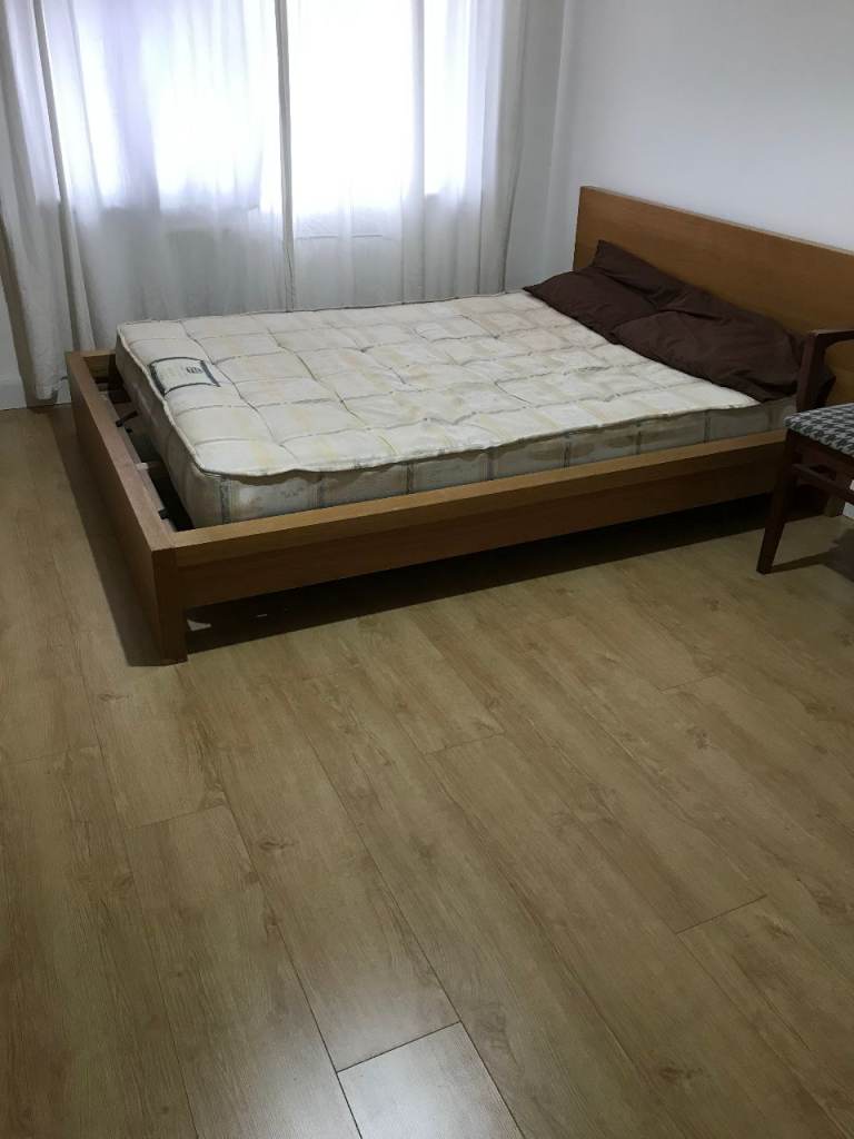 Double room near Farnworth Station