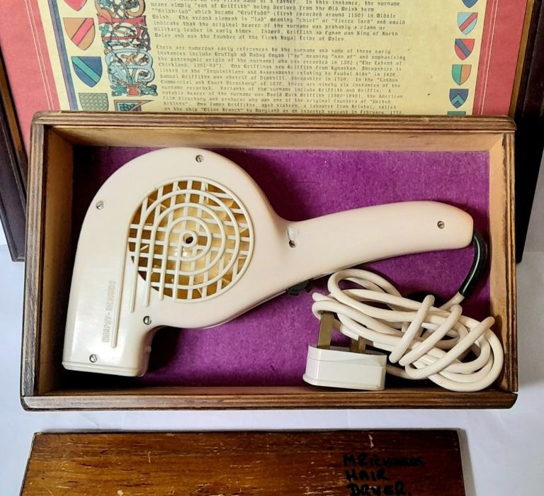 VINTAGE - NOISELESS - HAIR DRYER by MORPHY RICHARDS 420 Watt - WORKING