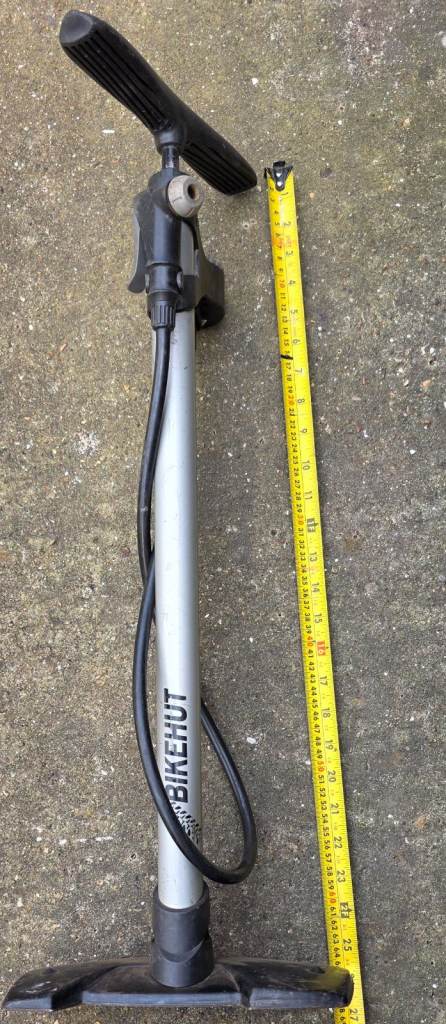 BIKEHUT bike pump. READ DESCRIPTION.
