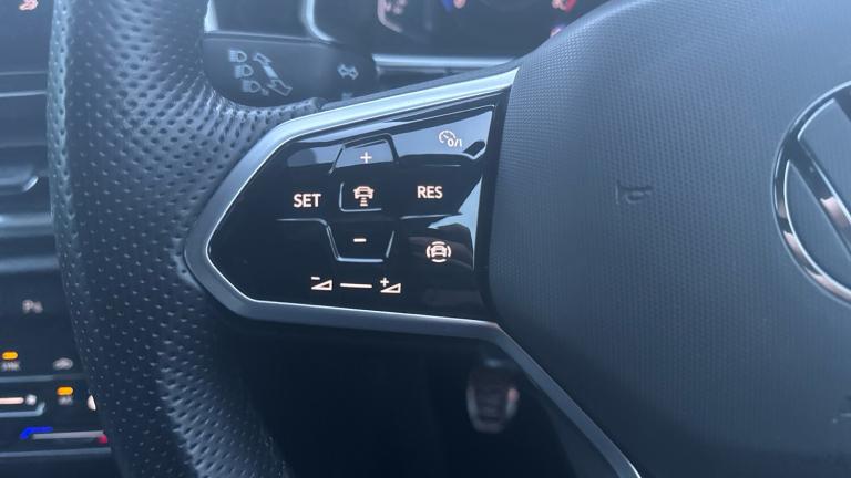 2022 Volkswagen T-Roc 1.5 TSI R-Line 5dr Petrol Hatchback Hatchback Petrol Manual