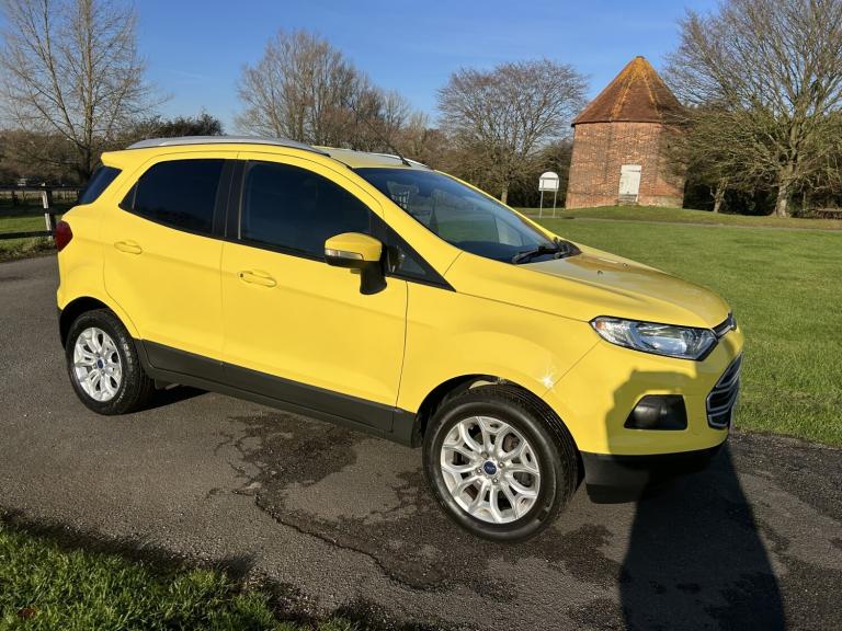 FORD ECOSPORT 1.5 Zetec 2015