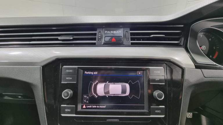 2019 Volkswagen Passat Saloon 4dr
