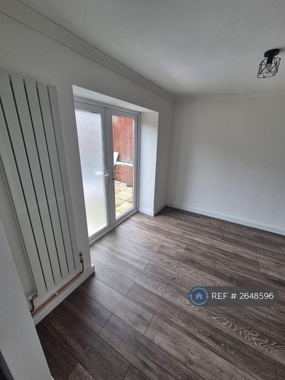 3 bedroom house in Counts Farm Road, Corby, NN18 (3 bed) (#2648596)