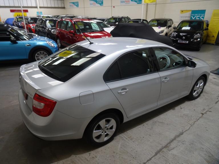 2015 Skoda Rapid 1.4 TSI 125 SE 5dr DSG Automatic **LOW MILEAGE*ONLY 22000 MILES FROM NEW** HATCH...