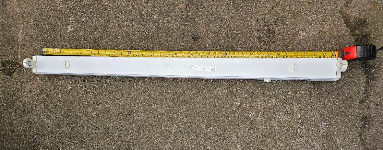 Fluorescent light for sale