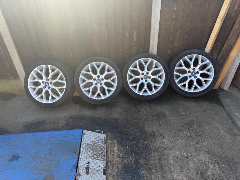 y spoke. CM5JGB