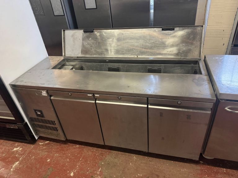 Commercial Williams pizza fridge cafe shop restaurant takeaway 