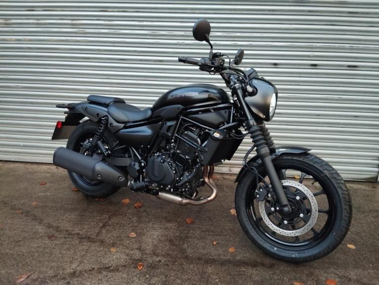 2025 Kawasaki Eliminator 500 SE