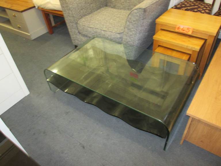 THICK CURVED GLASS MODERN-STYLE COFFEE TABLE at HAVEN TRUST CHARITY SHOP
