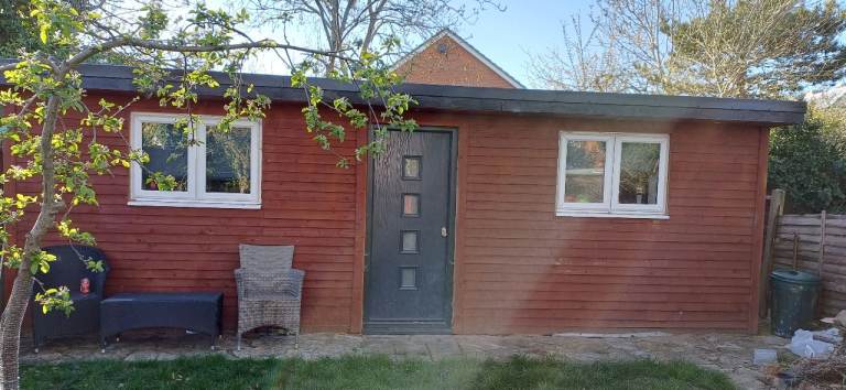 1 bedroom self contained annexe