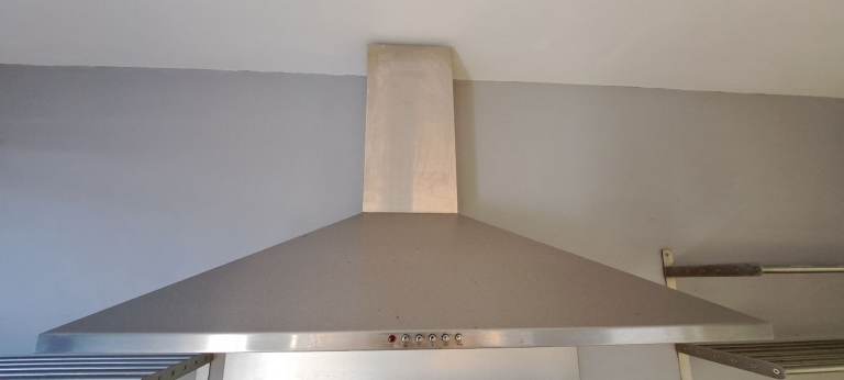 Stainless Steel Cooker Hood – Good Condition