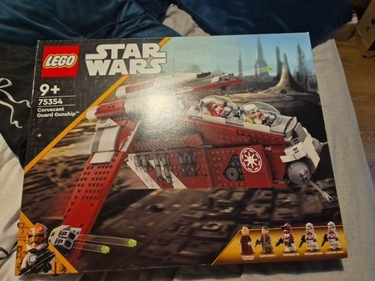 Brand new starwars lego set 75354