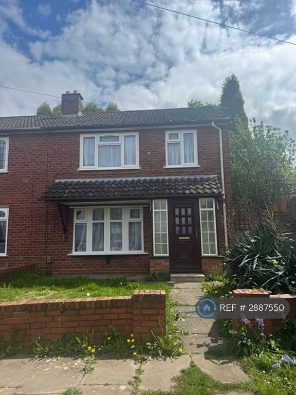 3 bedroom house in Dudley, Dudley, DY3 (3 bed) (#2887550)