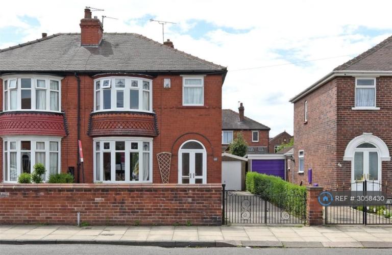 3 bedroom house in Chestnut Avenue, Doncaster, DN2 (3 bed) (#3058430)