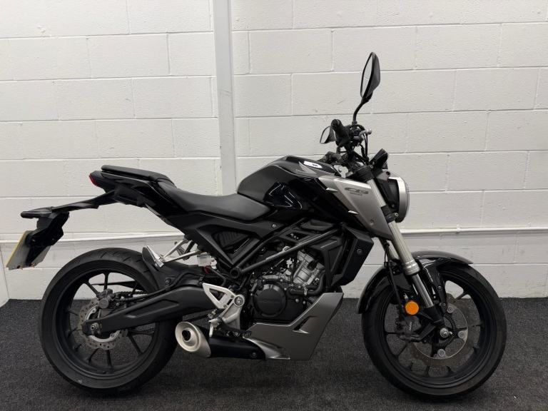 HONDA CB125F - ONLY 8249 MILES - 12 MONTHS MOT 