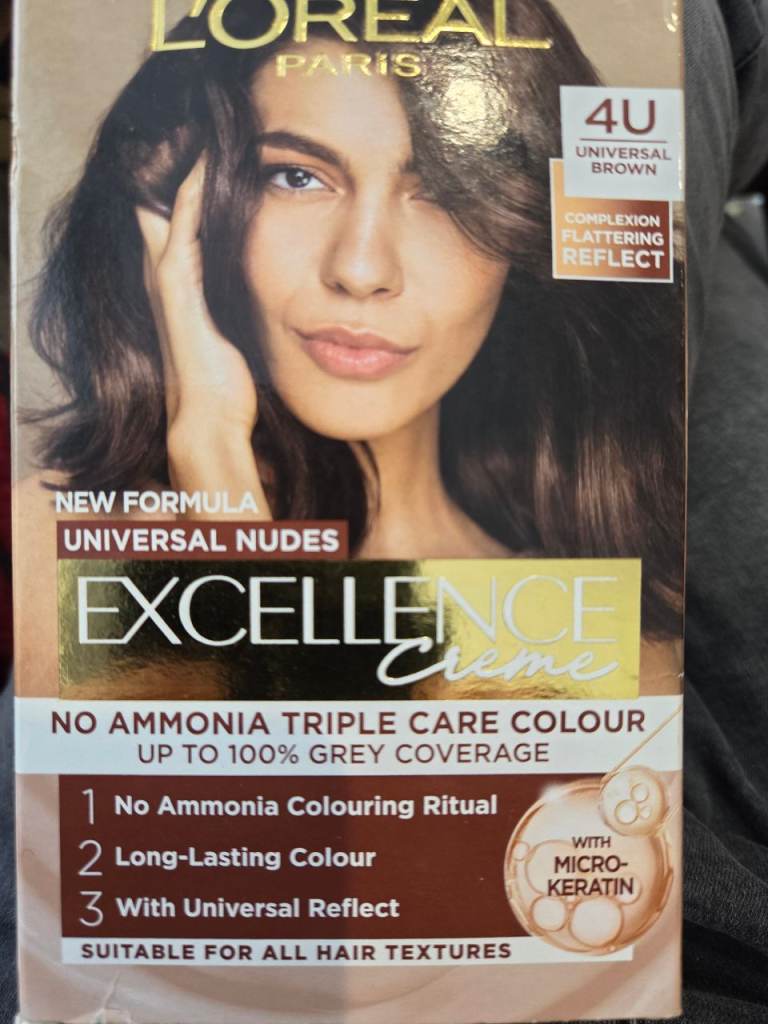 Side of box has come unstuck as shown, otherwise all  complete & in good condition. 