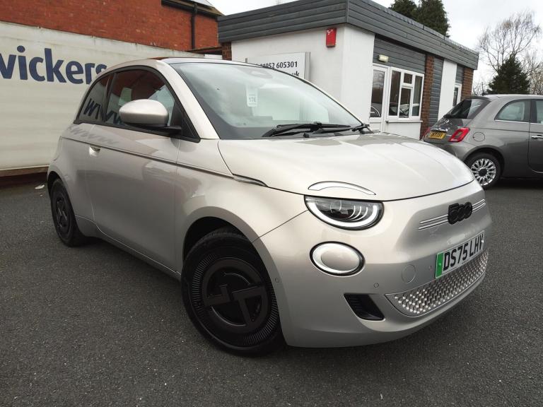 2026 Fiat 500e 42kWh Giorgio Armani Auto 3dr HATCHBACK Electric Automatic