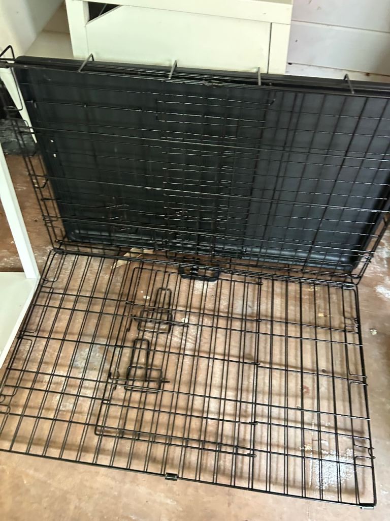 Small foldable animal cadge/crate 