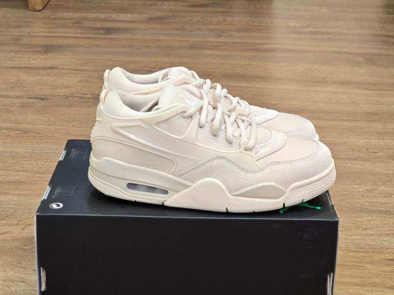 Nike Air Jordan 4,   RM - Beige / Off White - UK Size 4, 3- Women’s🔥